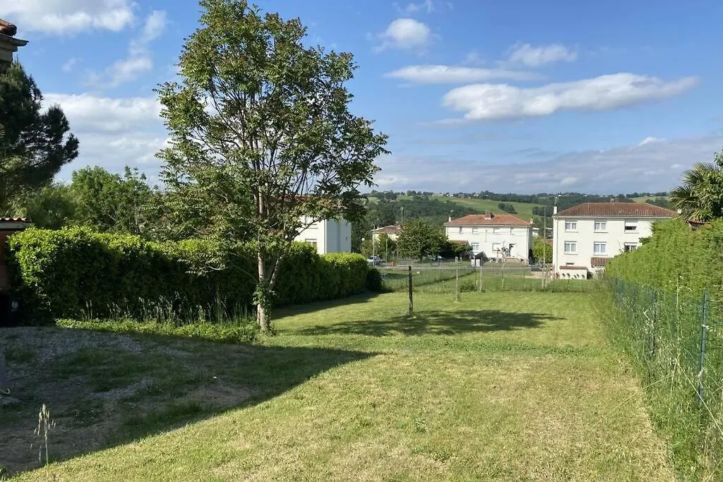 L'Albizia Maison dans un lieu paisible avec jardin et pétanque classé 4 étoiles Villa Saint-Benoit-de-Carmaux