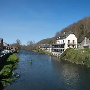 Les Chemins Du Mont Lortet